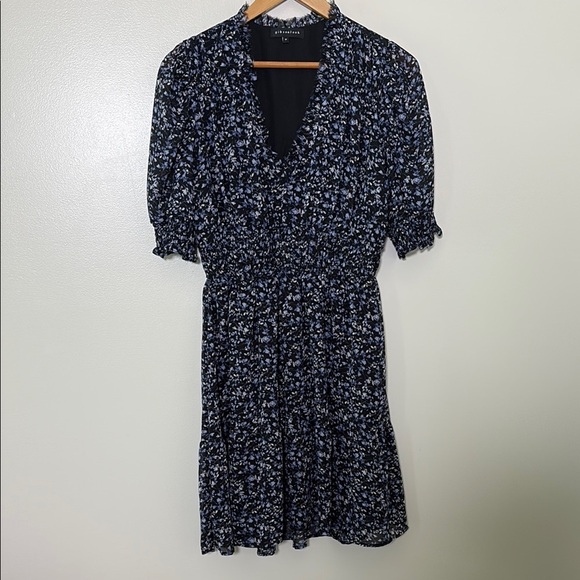 GibsonLook Everybody Dress V-Neck Ruffle Detail Blue Black Ditsy Floral Size M - Picture 2 of 14